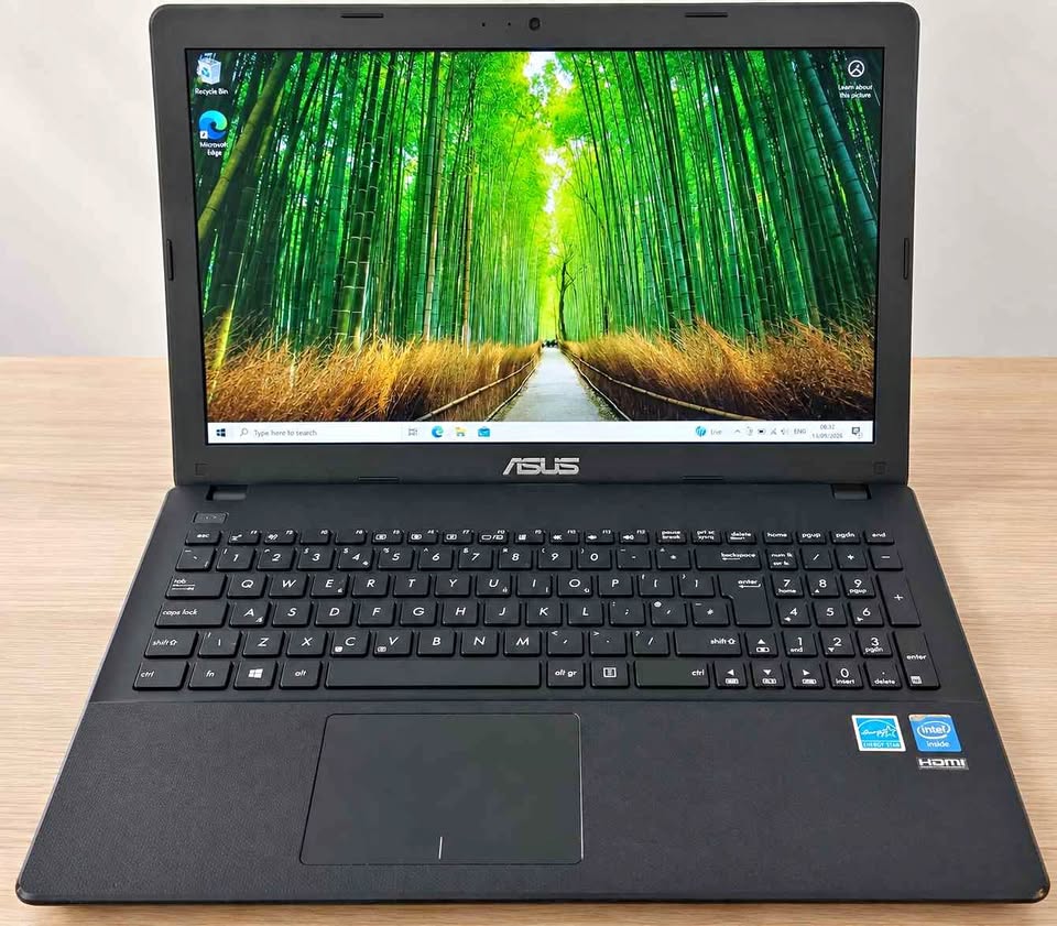 ASUS F551M