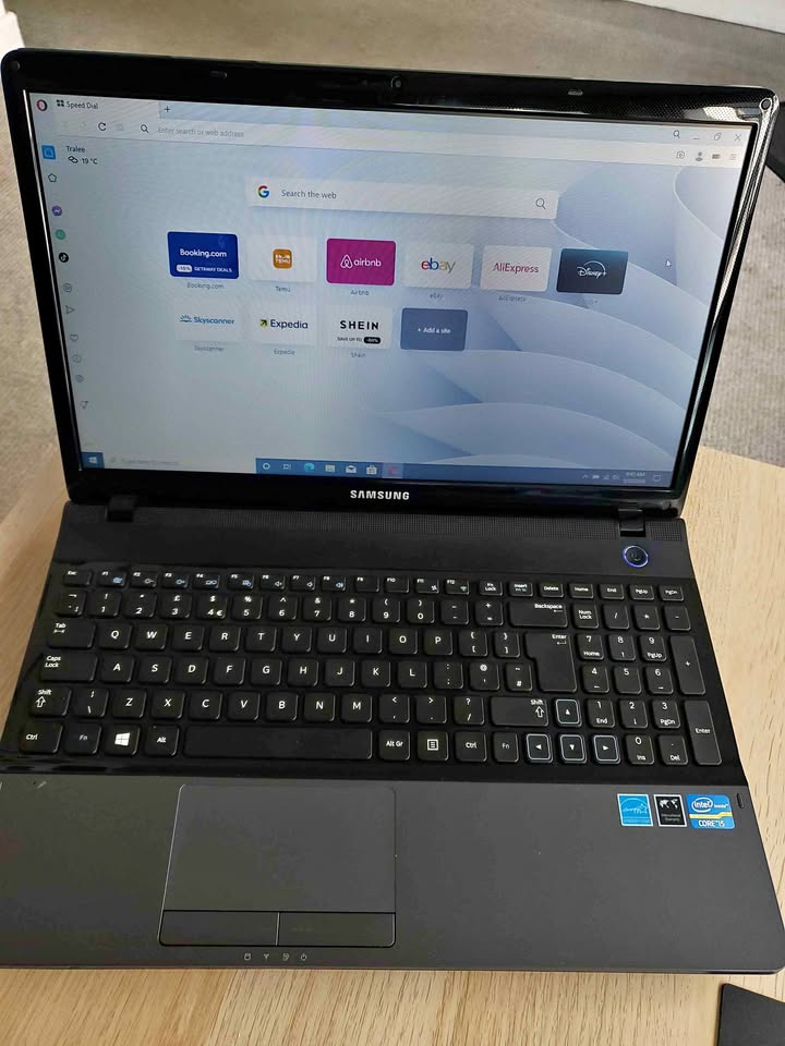 Samsung NP3530EC