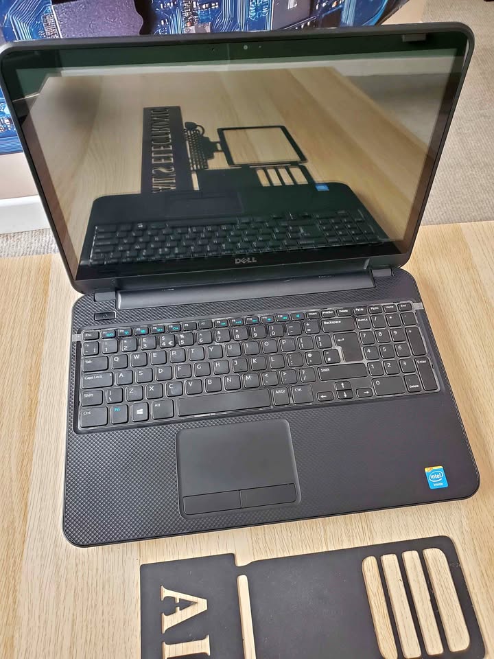 Dell Inspiron 15-3521 Touch